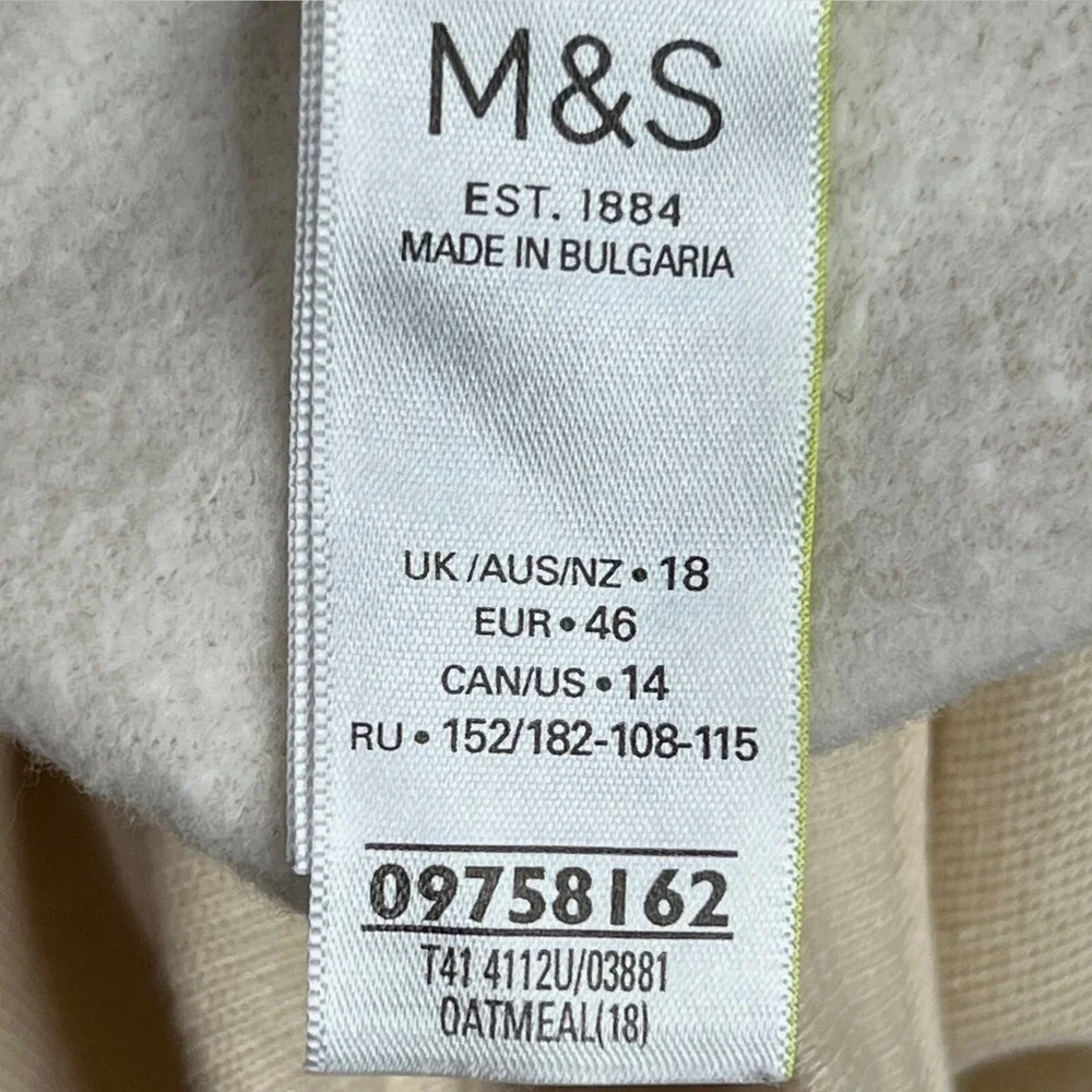 M&S COLLECTION Medium Off-White Cropped Sweater Size Casual Oversized‎